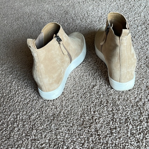 Caslon Wedge Bootie - Picture 4 of 6